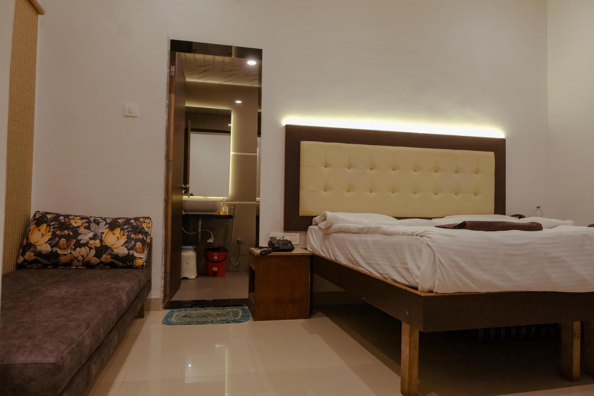 Sanidhya Beach Resort Alibag Exterior photo